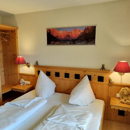 Hotel Hirsch Rothenberg Bagian luar foto