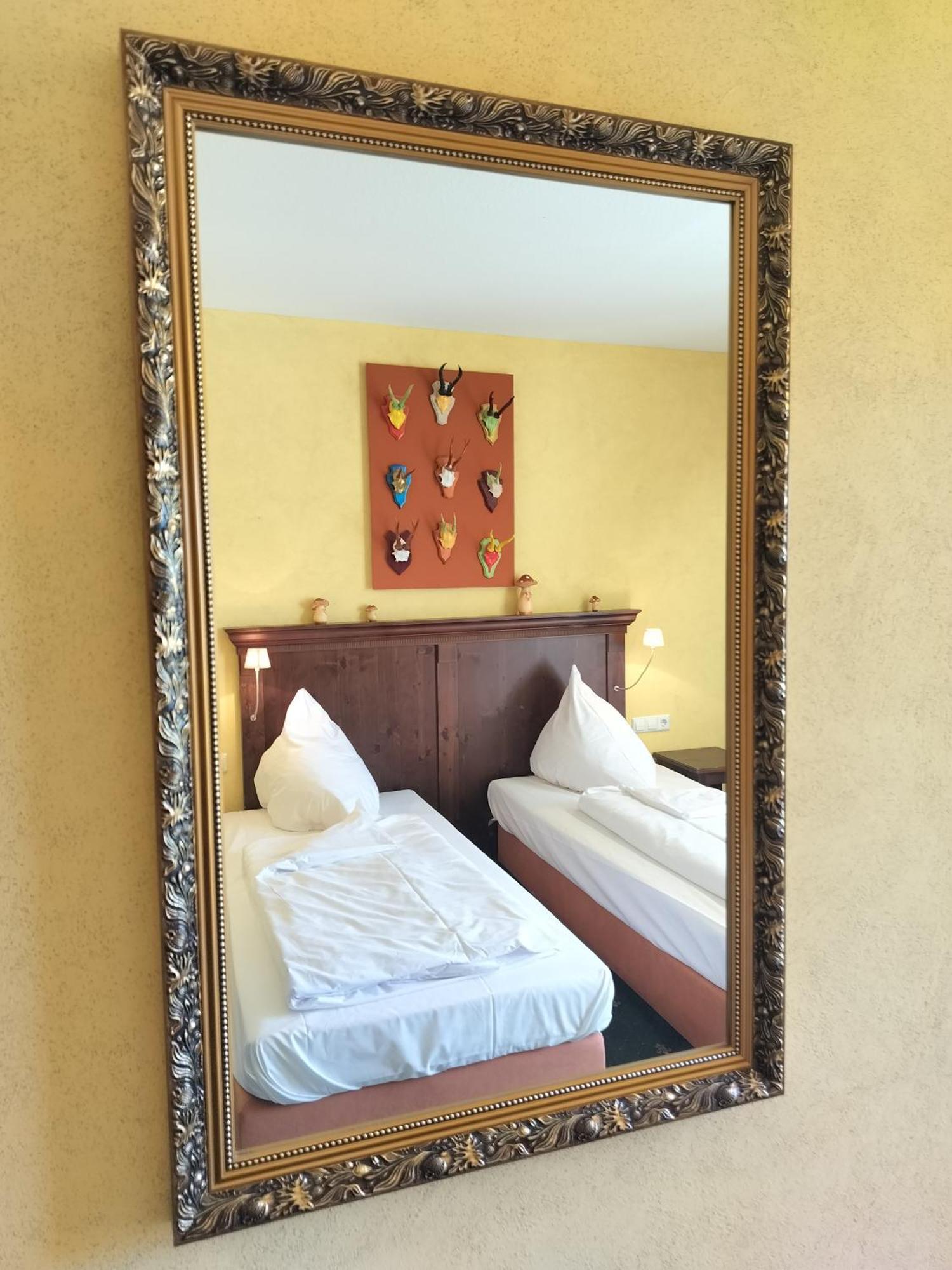 Hotel Hirsch Rothenberg Bagian luar foto